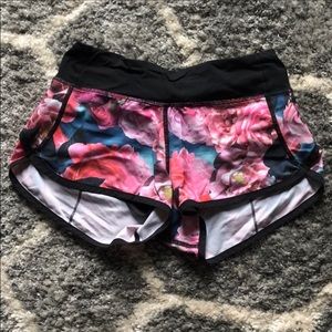Lululemon secret garden speed shorts